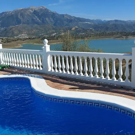 Casa Vivandalusia Centrally Located With Private Pool, Breathtaking Views By Rentasunnyplace Villa